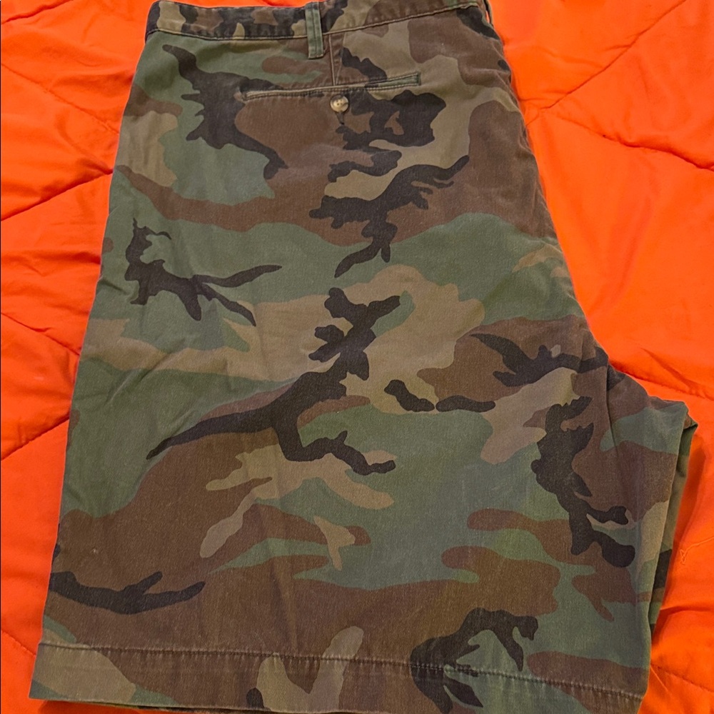 Polo by Ralph Lauren Men's Green Camouflage Shorts - Picture 16 of 16
